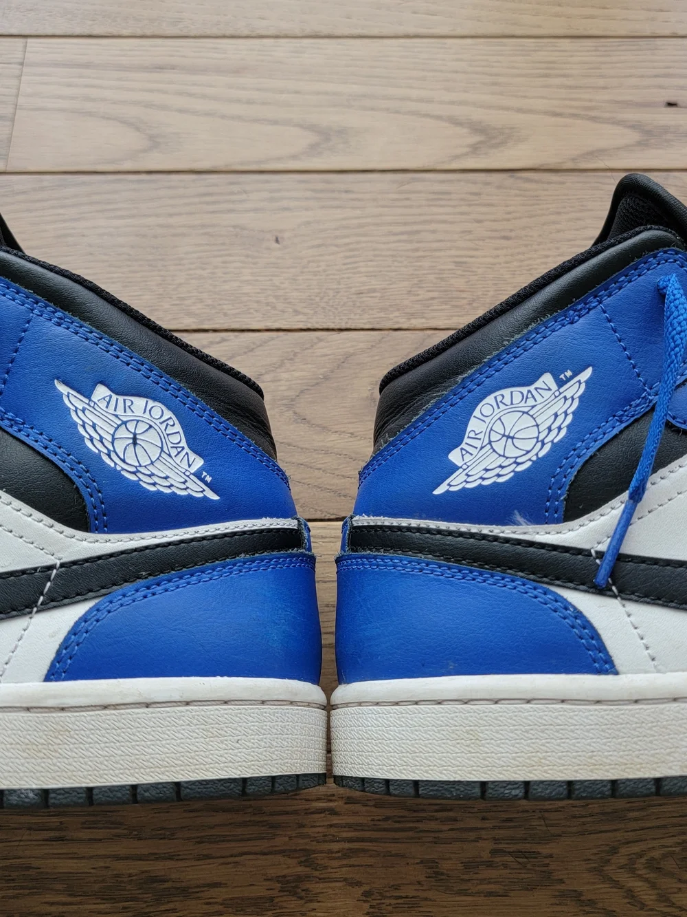 Jordan classic mid